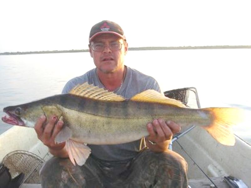 Файл:Рыбалка в Свердловской области.jpg