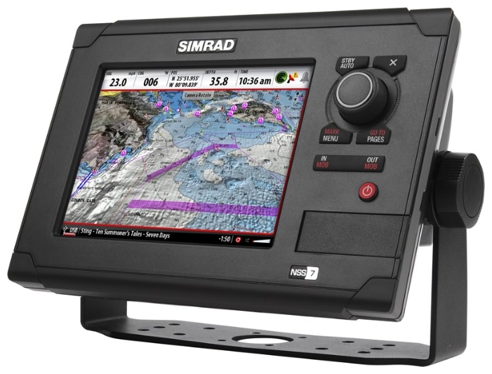 Файл:Simrad NSS7 50 2002.jpg