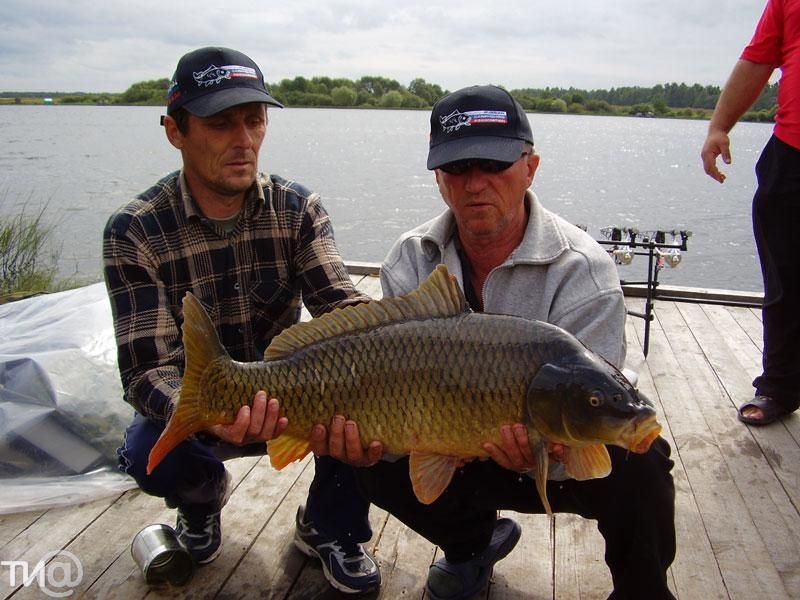 Файл:Рыбалка в Твери.jpg