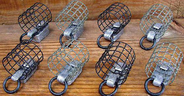 Файл:Кормушка из сетки.jpg