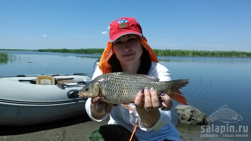 Файл:Рыбалка на реке Волга.jpg