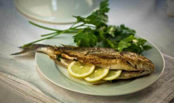 Файл:Запеченный судак с зеленью.jpg