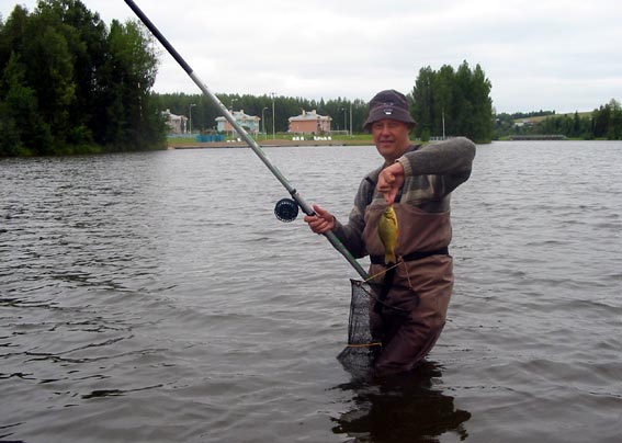 Файл:Рыбалка в Ижевске.jpg