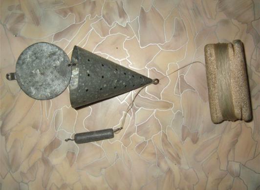 Файл:Открывающаяся зимняя кормушка.jpg