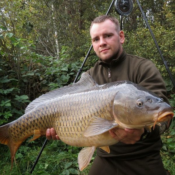 Файл:Рыбалка в Орле.jpg