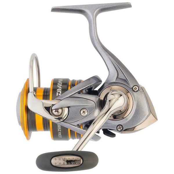 Файл:Daiwa Lexa 2000SH.jpg