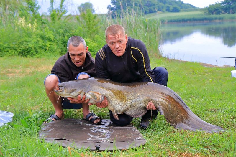 Файл:Рыбалка в Республике Калмыкия.jpg