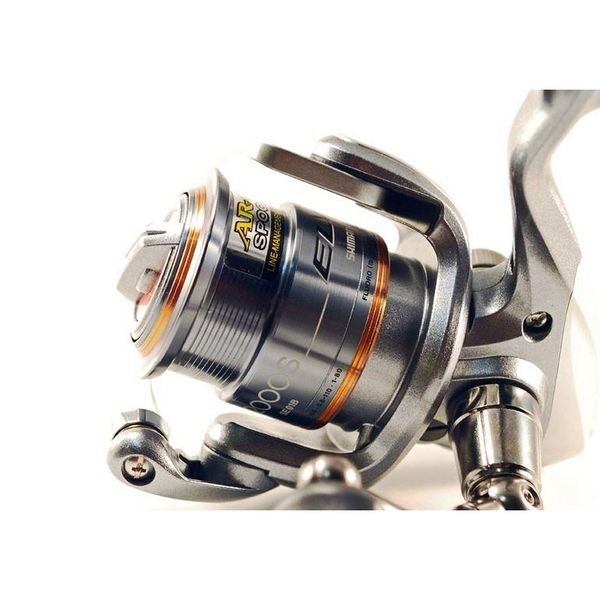 Файл:Shimano 11 Elf C2000.jpg